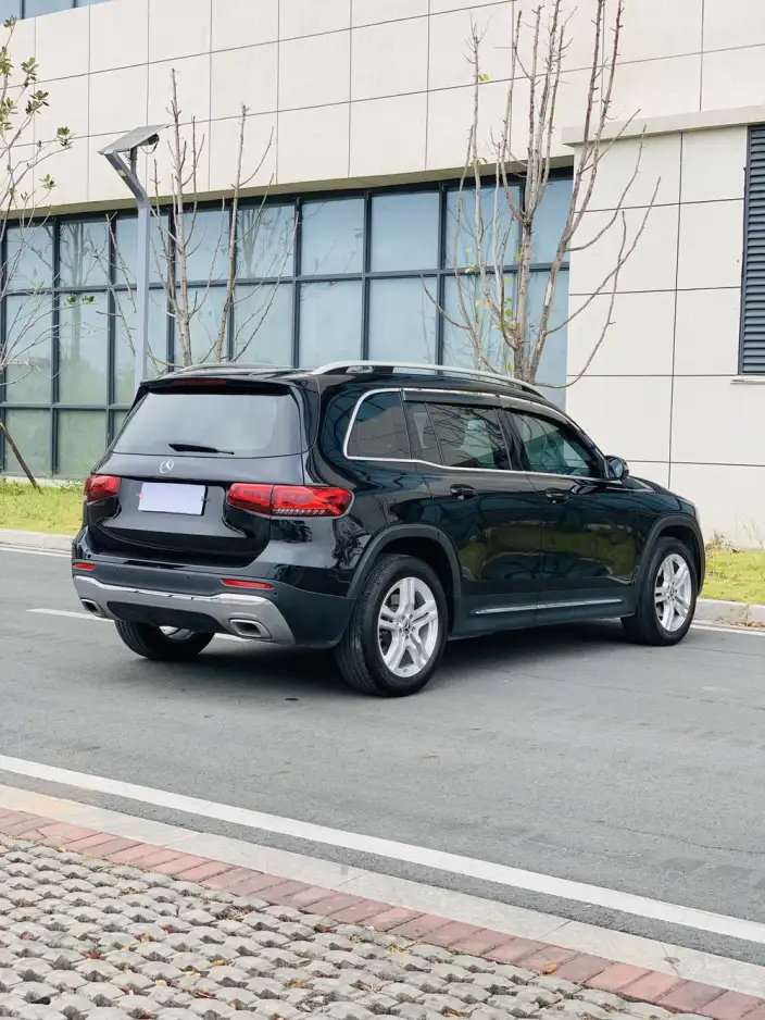 Mercedes-Benz GLB 2023 Model GLB 200 Fashion Model – фото 6
