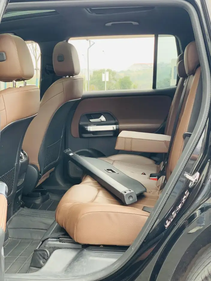 Mercedes-Benz GLB 2023 Model GLB 200 Fashion Model – фото 9