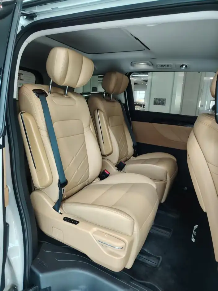 GAC Trumpchi E8 PHEV 2024 Model 2.0ATK 150km MAX+ – фото 9