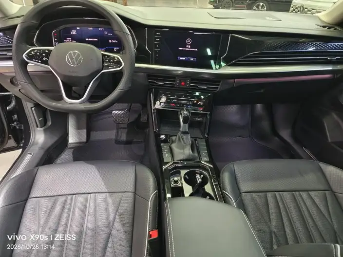 Volkswagen Passat 2023 Model Facelift 330TSI Starry sky Deluxe Edition – фото 7