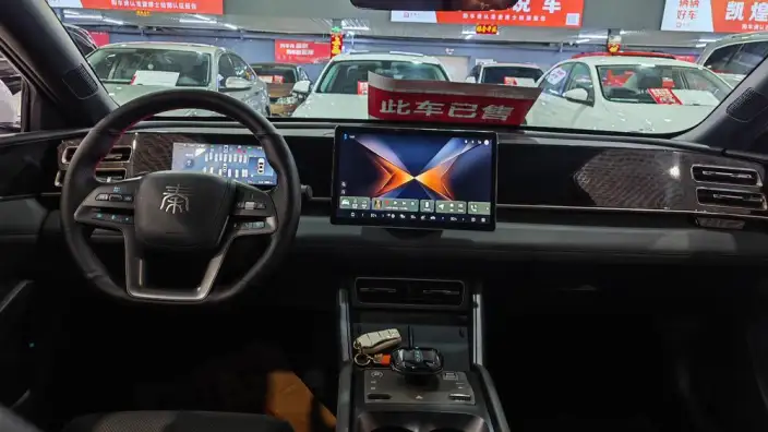 QinL DM 2025 Model Smart Driving Edition DM-i 80KM Leading Model – фото 8