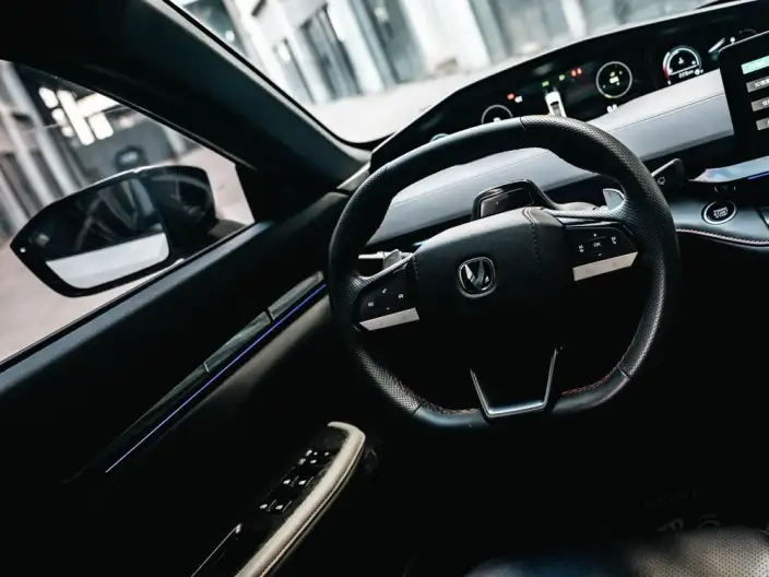 Changan UNI-V 2022 Model 1.5T Noble Model – фото 8