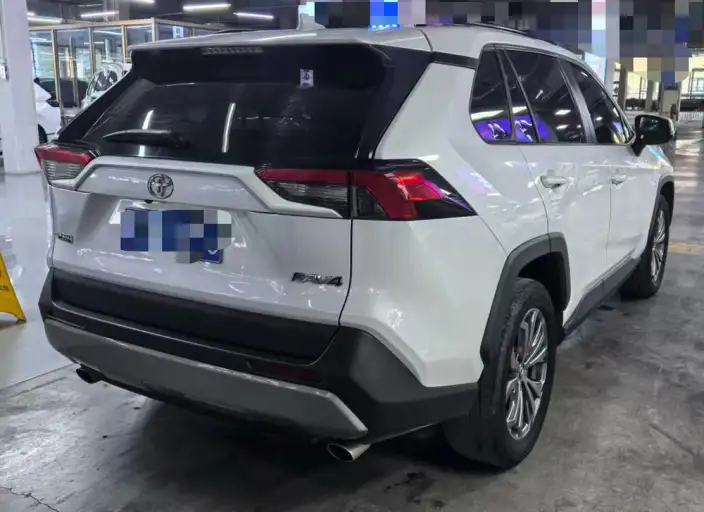 Toyota RAV4 2023 Model 2.0L CVT 2WD Urban Edition – фото 6