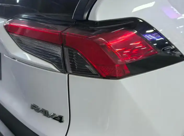 Toyota RAV4 2023 Model 2.0L CVT 2WD Urban Edition – фото 8