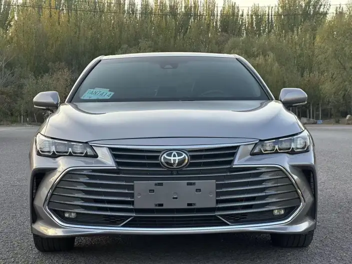Toyota Avalon 2022 Model 2.0L XLE Exclusive Edition – фото 2