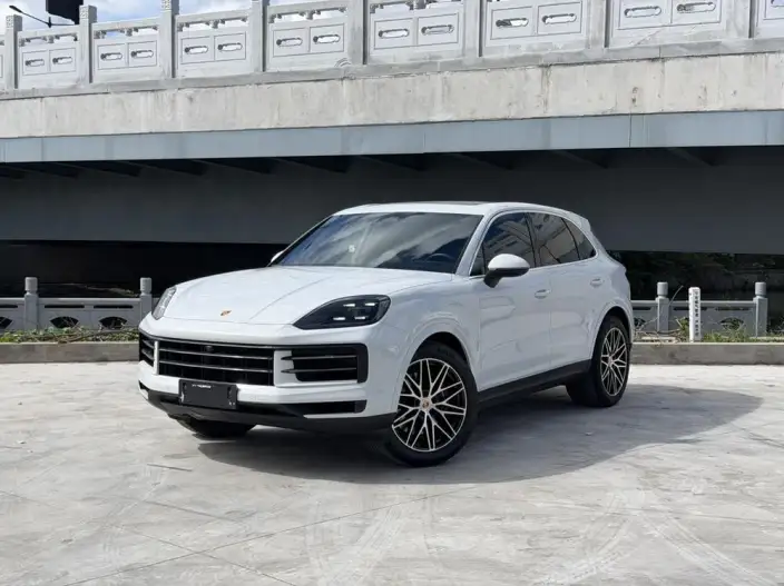 Cayenne 2024 Model Cayenne 3.0T – фото 1