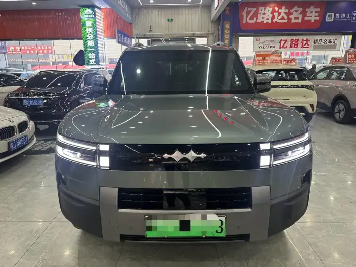 Titan 7 PHEV 2025 Model 200KM 2WD Max Edition