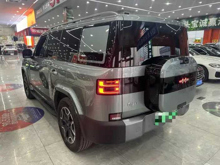 Titan 7 PHEV 2025 Model 200KM 2WD Max Edition