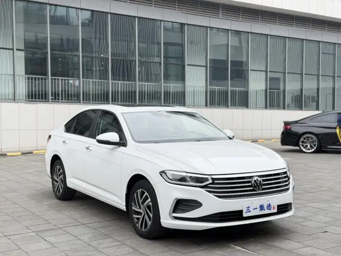 Volkswagen Lavida 2023 Model Facelift 1.5L Automatic Five million editions – фото 3