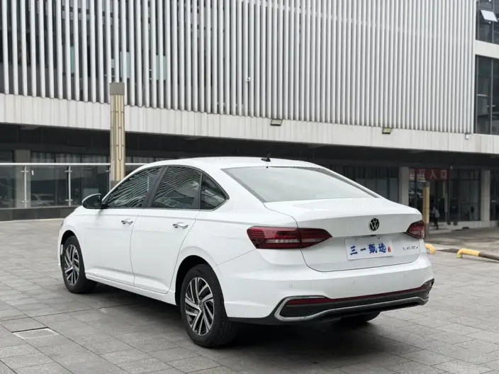 Volkswagen Lavida 2023 Model Facelift 1.5L Automatic Five million editions – фото 4