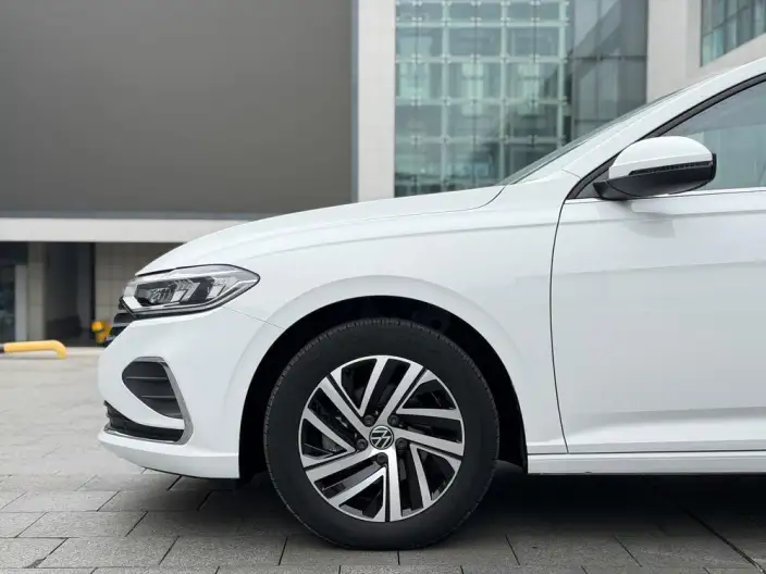Volkswagen Lavida 2023 Model Facelift 1.5L Automatic Five million editions – фото 9