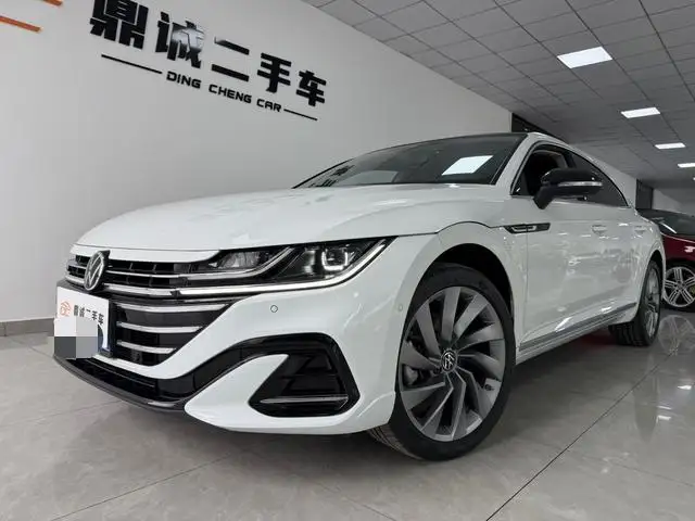 Volkswagen CC 2023 Model 380TSI Dazzling Edition – фото 1