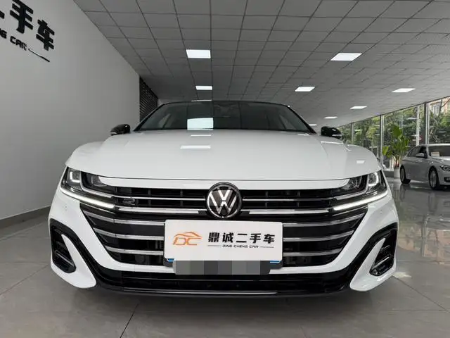 Volkswagen CC 2023 Model 380TSI Dazzling Edition – фото 2