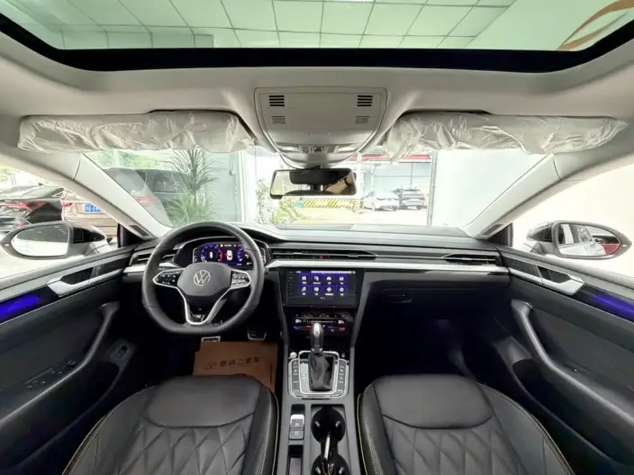 Volkswagen CC 2023 Model 380TSI Dazzling Edition – фото 6
