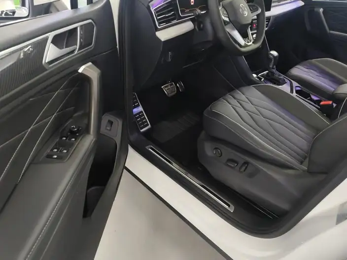 Volkswagen Tiguan L 2024 Model 330TSI 2WD R-Line Enjoy the version more – фото 5