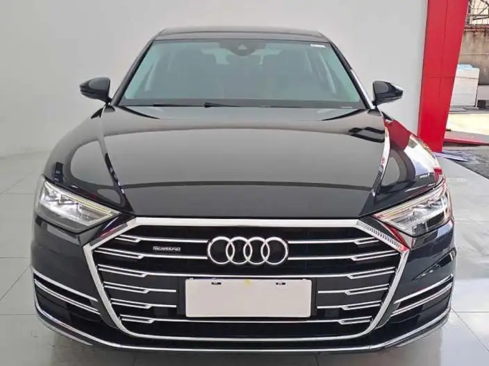 Audi A8 2022 Model A8L 50 TFSI quattro Comfort Model Collector Edition Edition