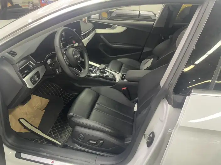Audi A5 2023 Model Sportback 40 TFSI quattro Luxury Dynamic Model – фото 7