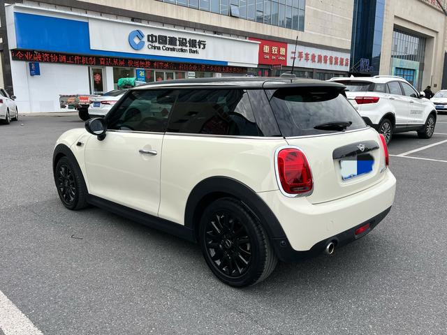 MINI 2018 1.5T COOPER Classic – фото 4