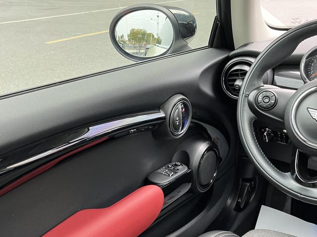 MINI 2018 1.5T COOPER Classic – фото 18