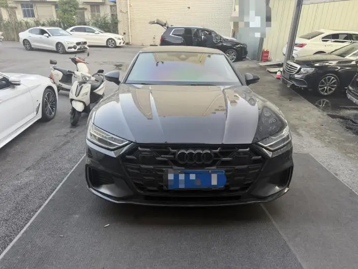 Audi A7 L 2024 Model 45 TFSI quattro Black Samurai Edition
