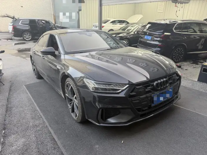 Audi A7 L 2024 Model 45 TFSI quattro Black Samurai Edition