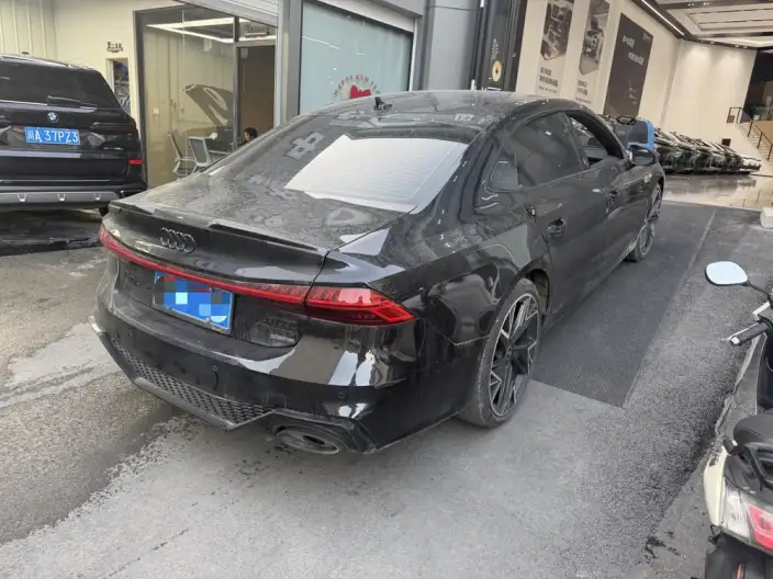 Audi A7 L 2024 Model 45 TFSI quattro Black Samurai Edition – фото 6