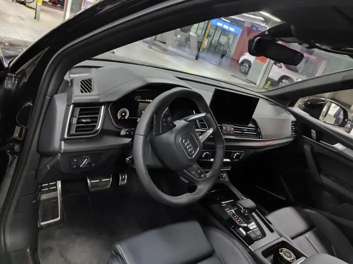 Audi Q5L 2025 Model 40TFSI Luxury Dynamic Model – фото 5