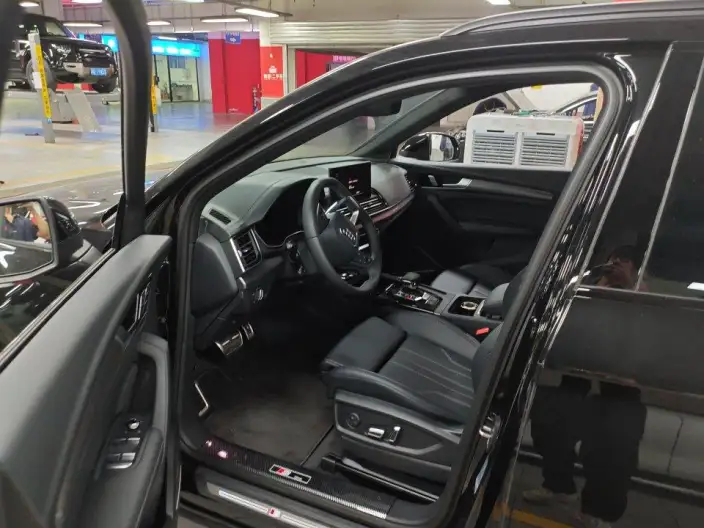 Audi Q5L 2025 Model 40TFSI Luxury Dynamic Model – фото 7