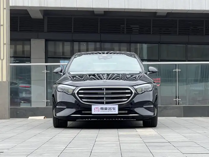 Mercedes-Benz E-Class 2025 Model E 300 L Luxury Model sedan – фото 2
