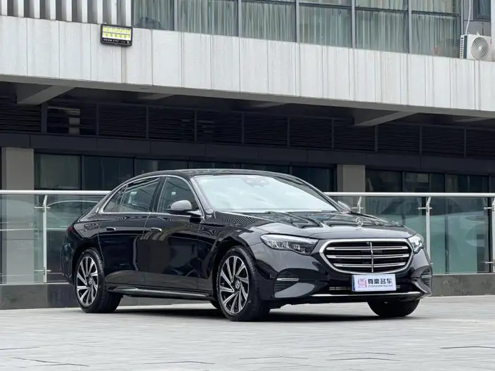 Mercedes-Benz E-Class 2025 Model E 300 L Luxury Model sedan – фото 3