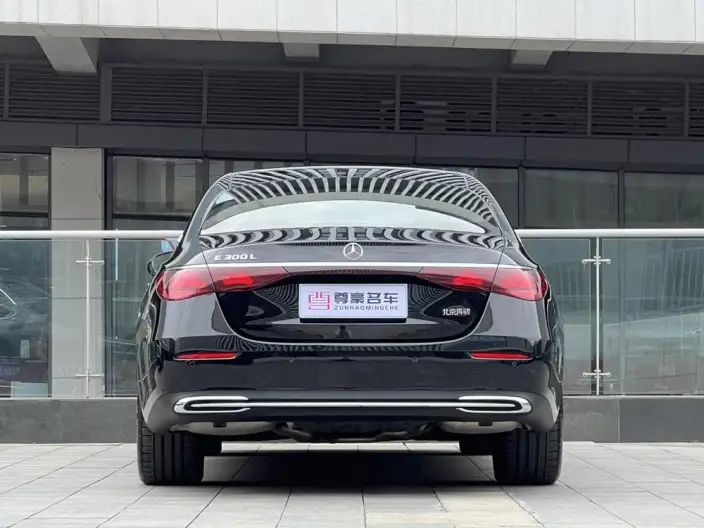 Mercedes-Benz E-Class 2025 Model E 300 L Luxury Model sedan – фото 5