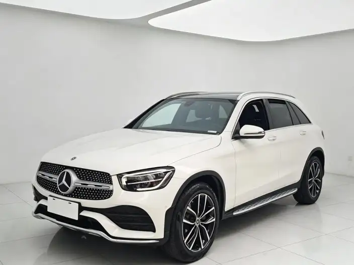 Mercedes-Benz GLC 2021 Model GLC 260 L 4MATIC Luxury Model – фото 1