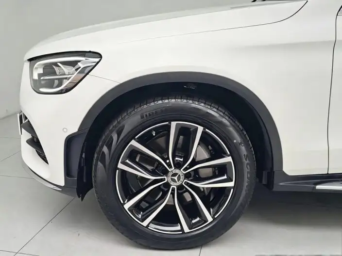 Mercedes-Benz GLC 2021 Model GLC 260 L 4MATIC Luxury Model – фото 9