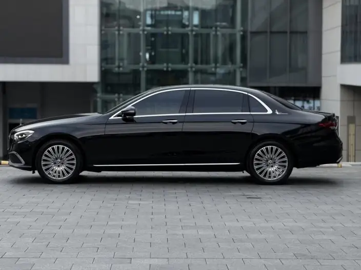 Mercedes-Benz E-Class 2022 Model Facelift II E 300 L Fashion Model sedan – фото 3