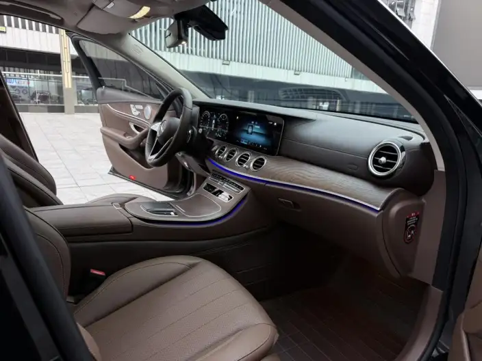 Mercedes-Benz E-Class 2022 Model Facelift II E 300 L Fashion Model sedan – фото 9