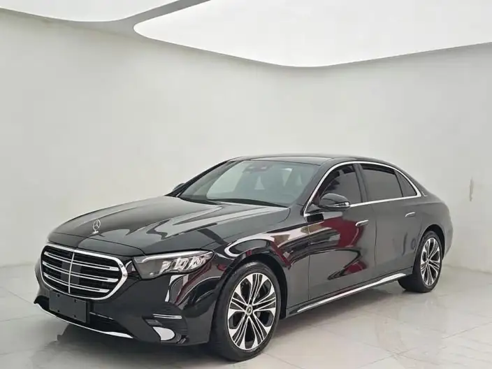 Mercedes-Benz E-Class 2025 Model E 300 L Luxury Model sedan – фото 1