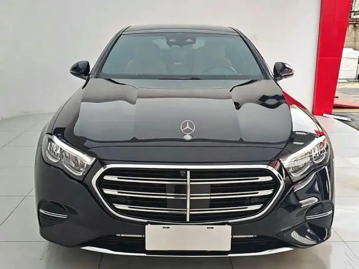 Mercedes-Benz E-Class 2025 Model E 300 L Luxury Model sedan – фото 2