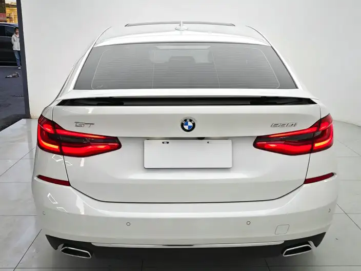 BMW 6 Series GT 2021 Model Facelift 630i Luxury Design Set – фото 6