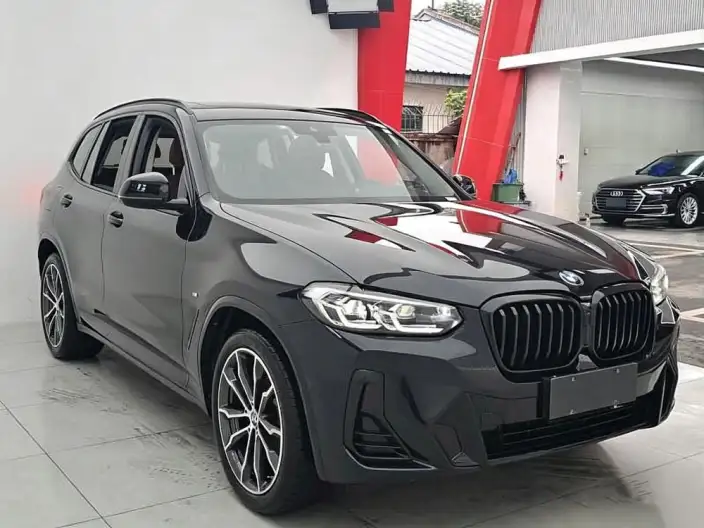 BMW X3 2023 Model xDrive30i Leading Model M Night Set – фото 3