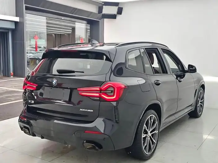 BMW X3 2023 Model xDrive30i Leading Model M Night Set – фото 6