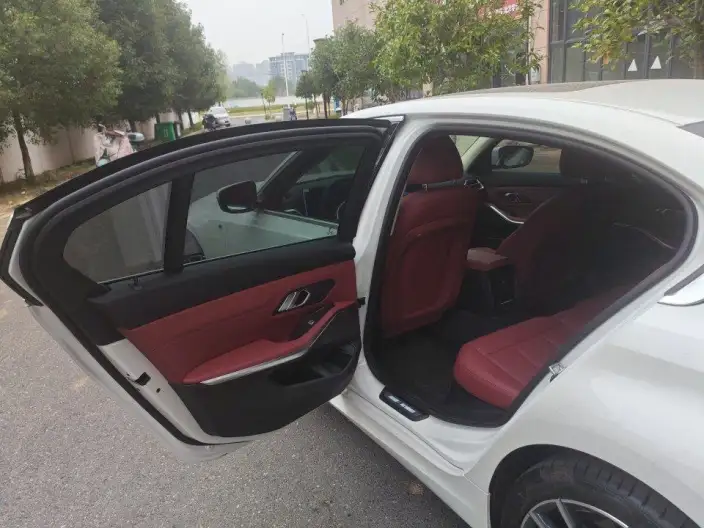 BMW 3 Series 2025 Model 325Li M Sports Set – фото 8