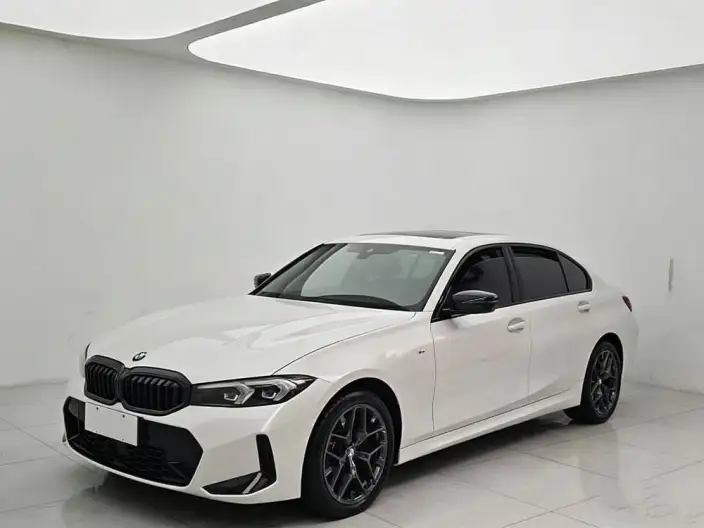 BMW 3 Series 2025 Model 330Li M Sports Night Set – фото 1