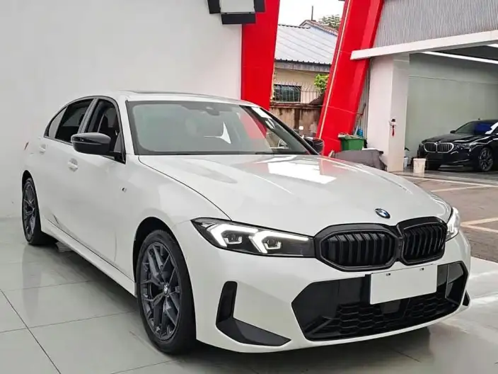 BMW 3 Series 2025 Model 330Li M Sports Night Set – фото 3