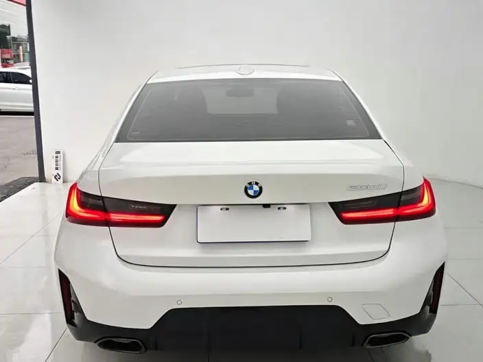 BMW 3 Series 2025 Model 330Li M Sports Night Set – фото 6