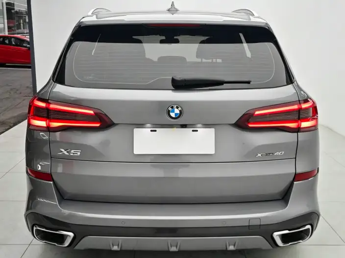 BMW X5 2022 Model xDrive 40Li M Sports Set – фото 6