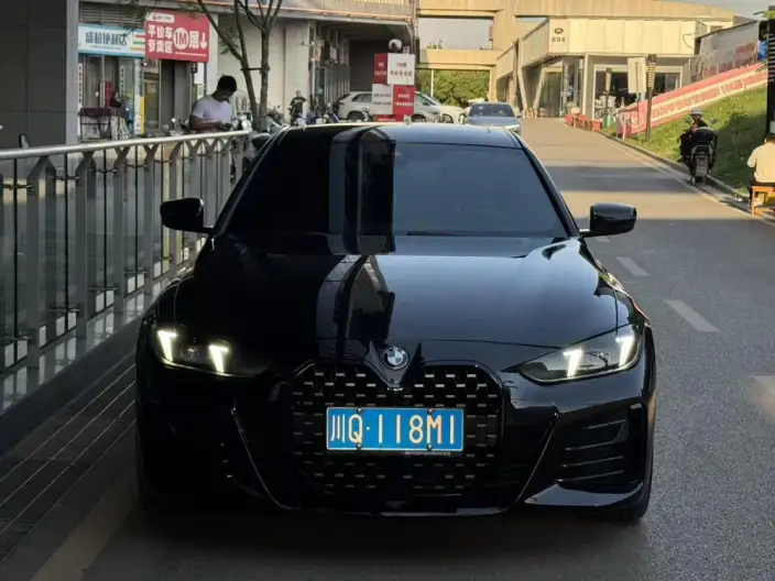 BMW 4 Series 2024 Model 430i M Sports Night Set – фото 2
