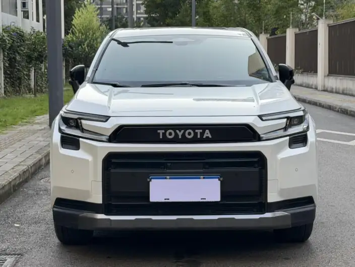 Toyota RAV4 2026 Model 2.0L 2WD Deluxe Edition – фото 2