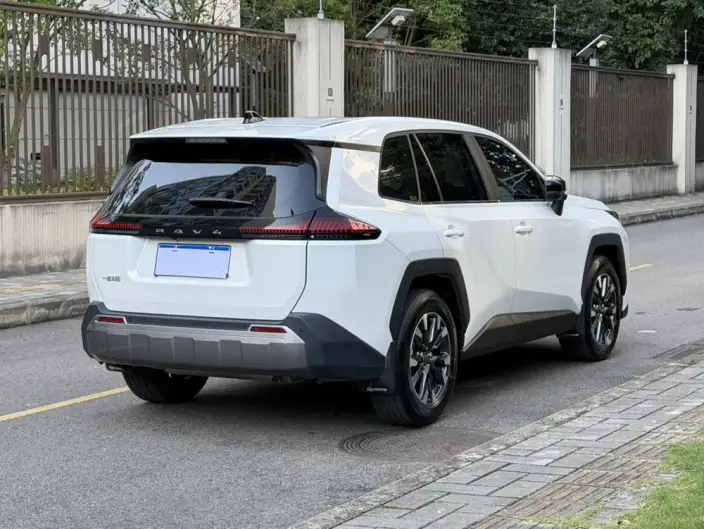 Toyota RAV4 2026 Model 2.0L 2WD Deluxe Edition – фото 7