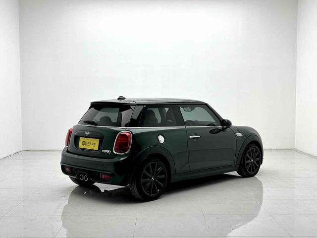 MINI Модель 2019 года 2.0T COOPER S Classic Edition – фото 4