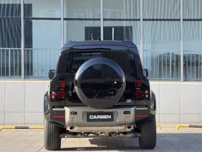 Land Rover Defender 2024 Model 110 3.0T P400 X-Dynamic HSE – фото 5